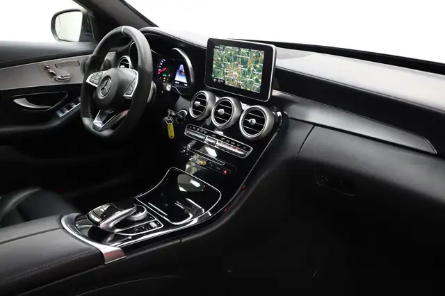 Mercedes-Benz C Class view 18