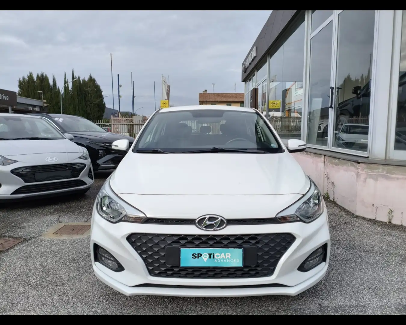 Hyundai i20 5 Porte 1.2 MPI econext Connectline Blanc - 2