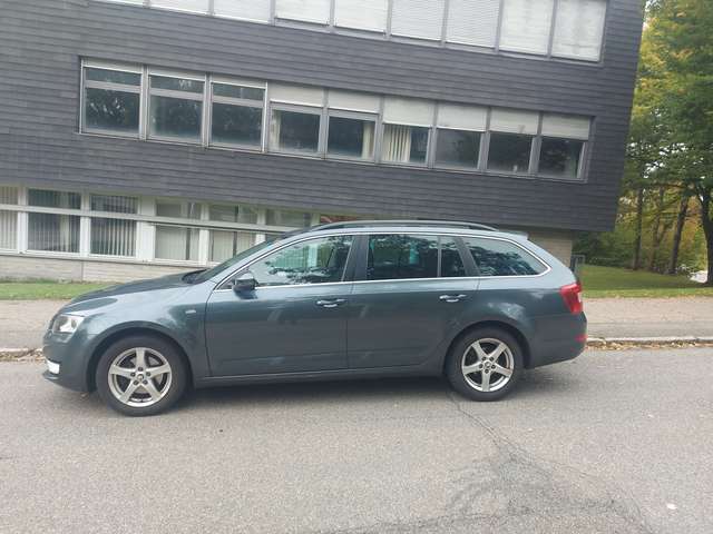 Skoda Octavia Octavia III Combi Diesel Combi 2.0  DSG Edition