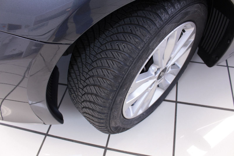 Kia Ceed SW / cee'd SW Alu Sitz/Lenkradheiz. Navi — photo 10