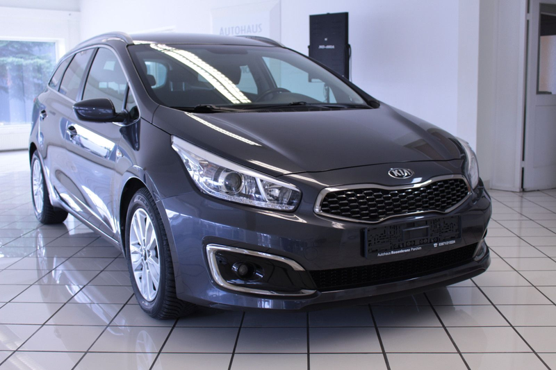 Kia Ceed SW / cee'd SW Alu Sitz/Lenkradheiz. Navi — photo 4