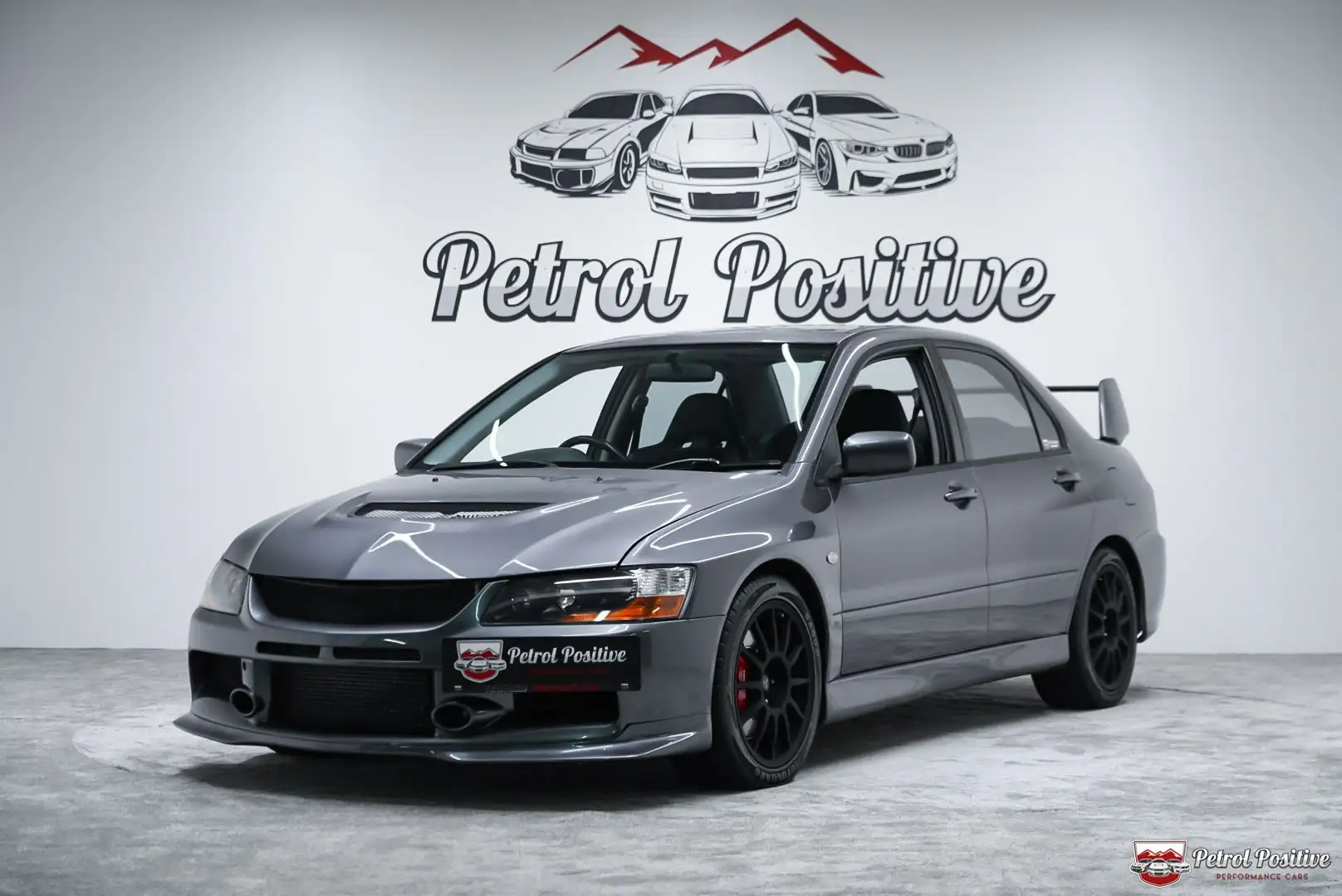 Mitsubishi Lancer Evolution VIII MR FQ340 Gris - 1