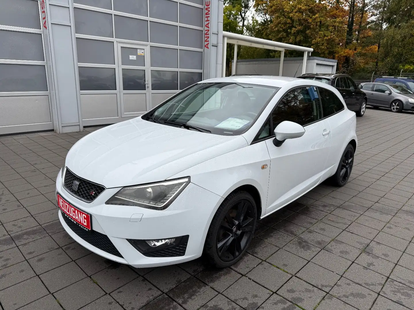 SEAT Ibiza SC 1.6 TDI FR Weiß - 1