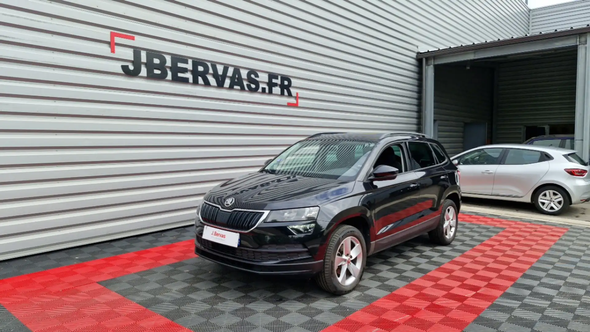 Skoda Karoq 1.0 TSI 116 CH AMBITION Noir - 1