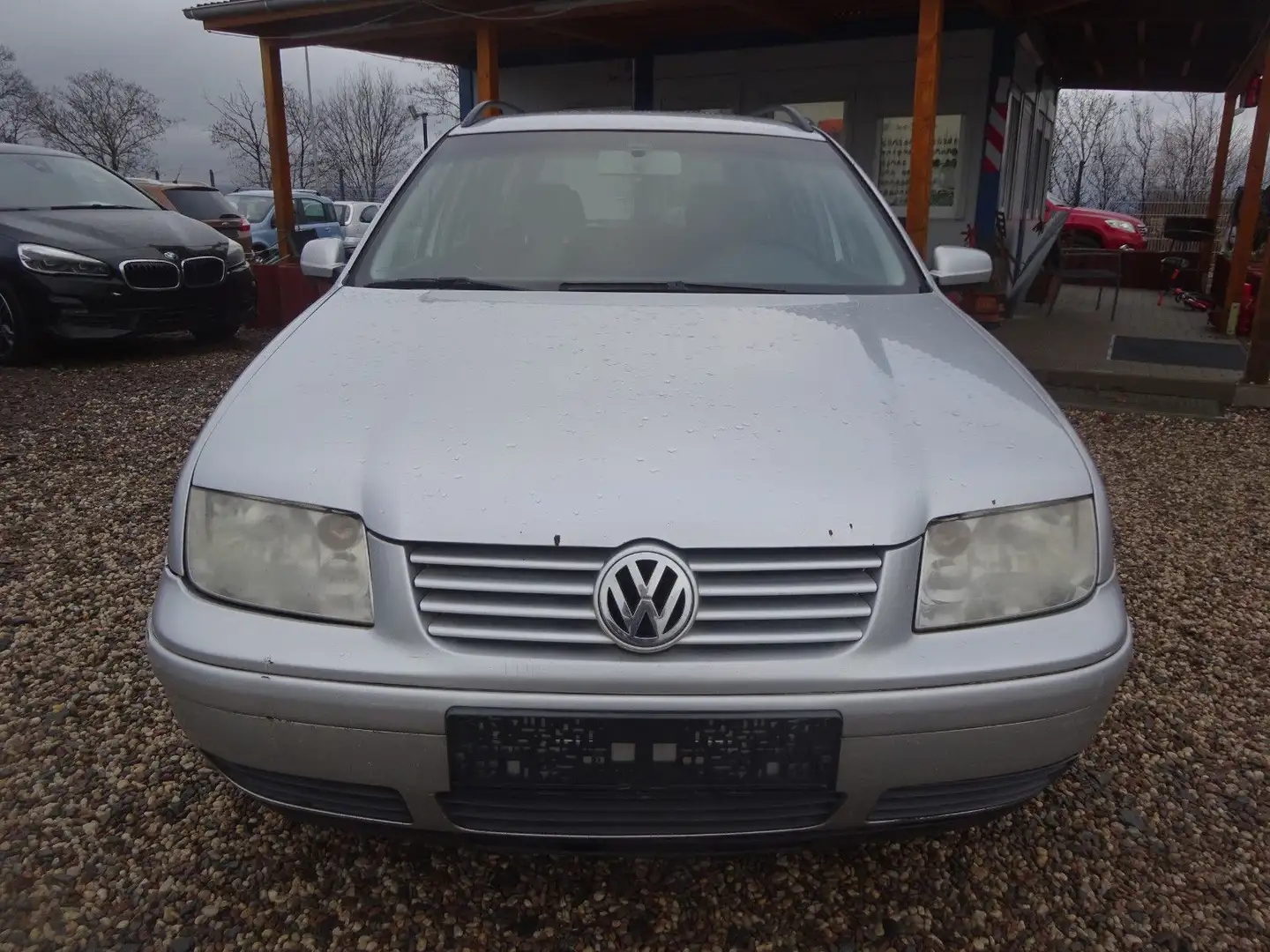 Volkswagen Bora 1.9TDI 74 kW Trendline Variant Grau - 2
