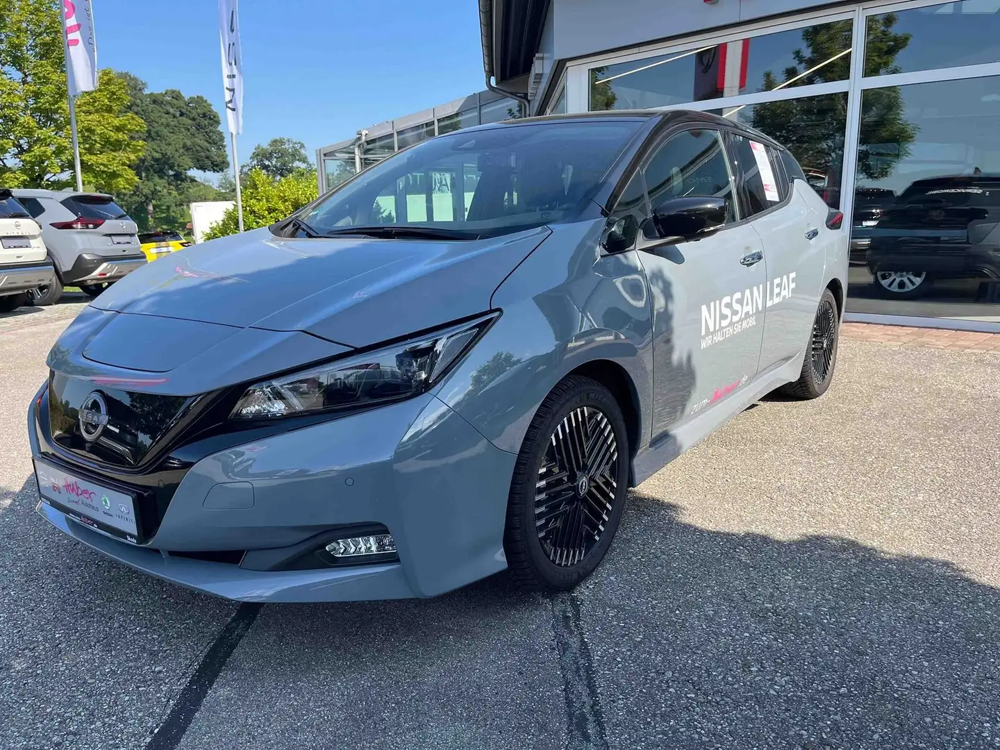 Nissan Leaf 39 kWh Direktantrieb - Tekna Grau - 1