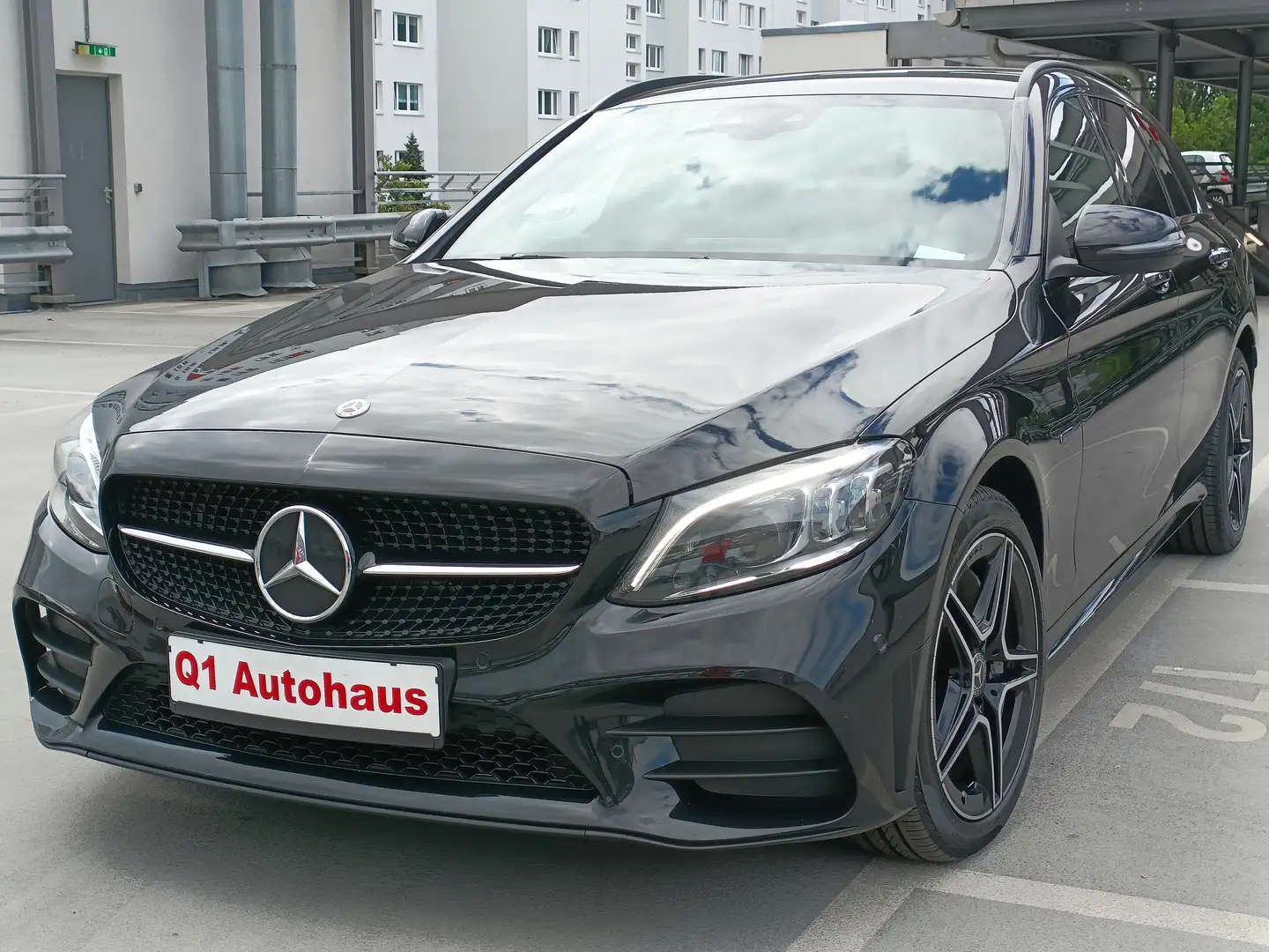 Mercedes-Benz C 300 de AMG-Night Edition MULTIBEAM-LED/HEADUP/AMBIENTE Noir - 1