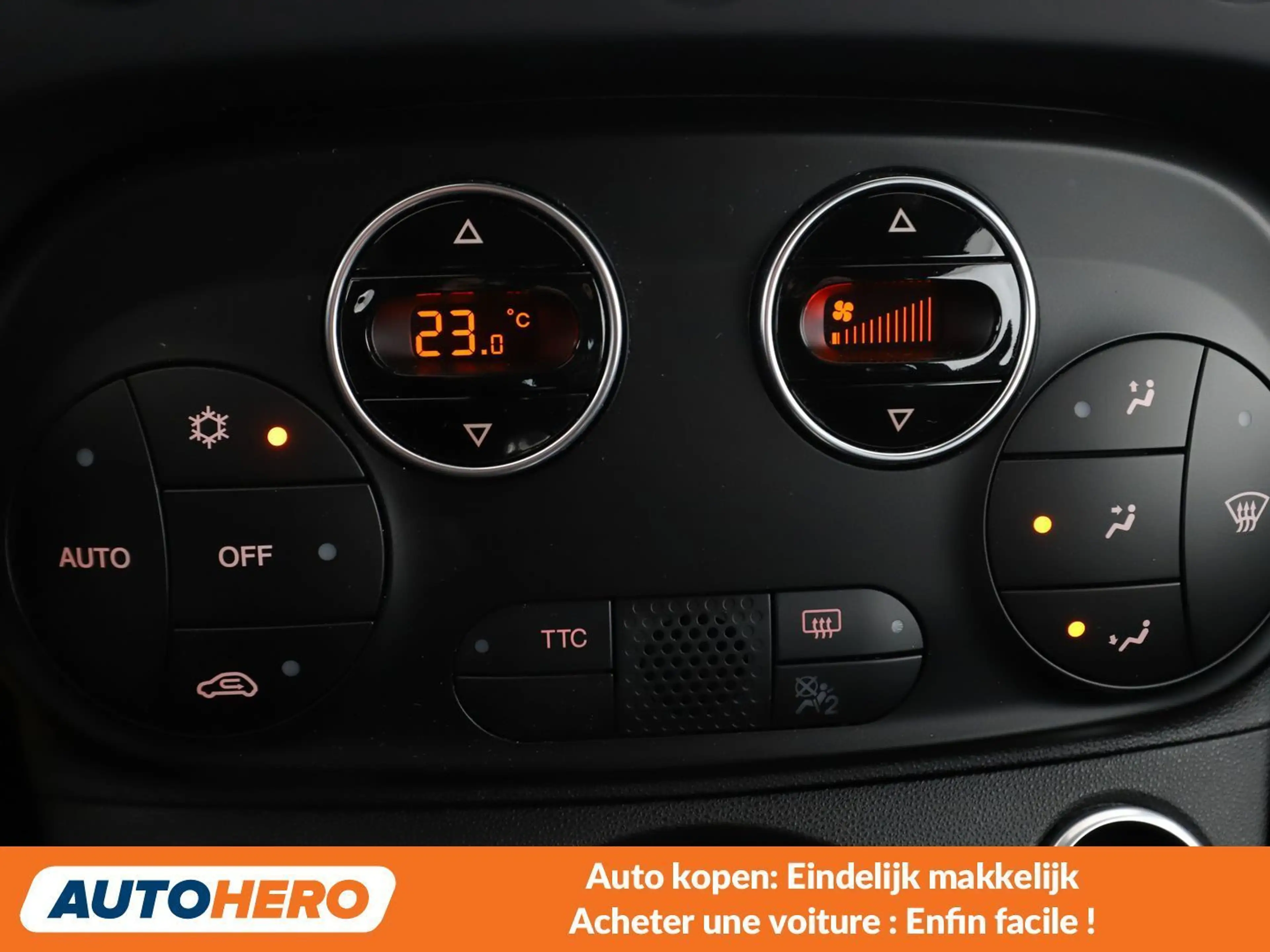Abarth 695 1.4 Turbo — photo 11