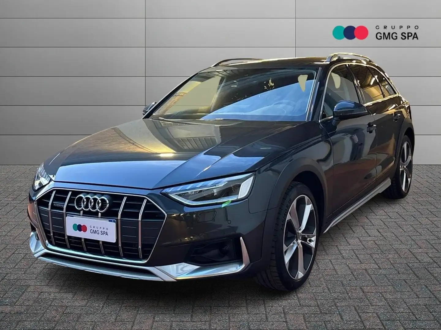 Audi A4 allroad 40 2.0 tdi mhev Identity Contrast quattro 204cv s Grigio - 1