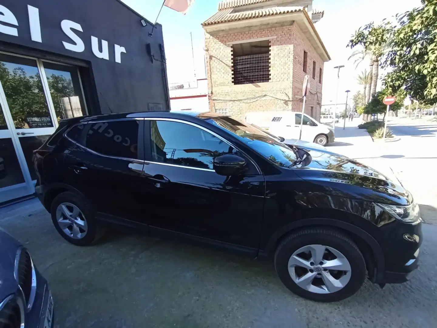 Nissan Qashqai 1.5dCi Acenta 4x2 85kW Negro - 2