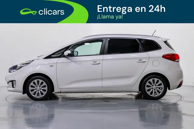 Kia Carens view 8