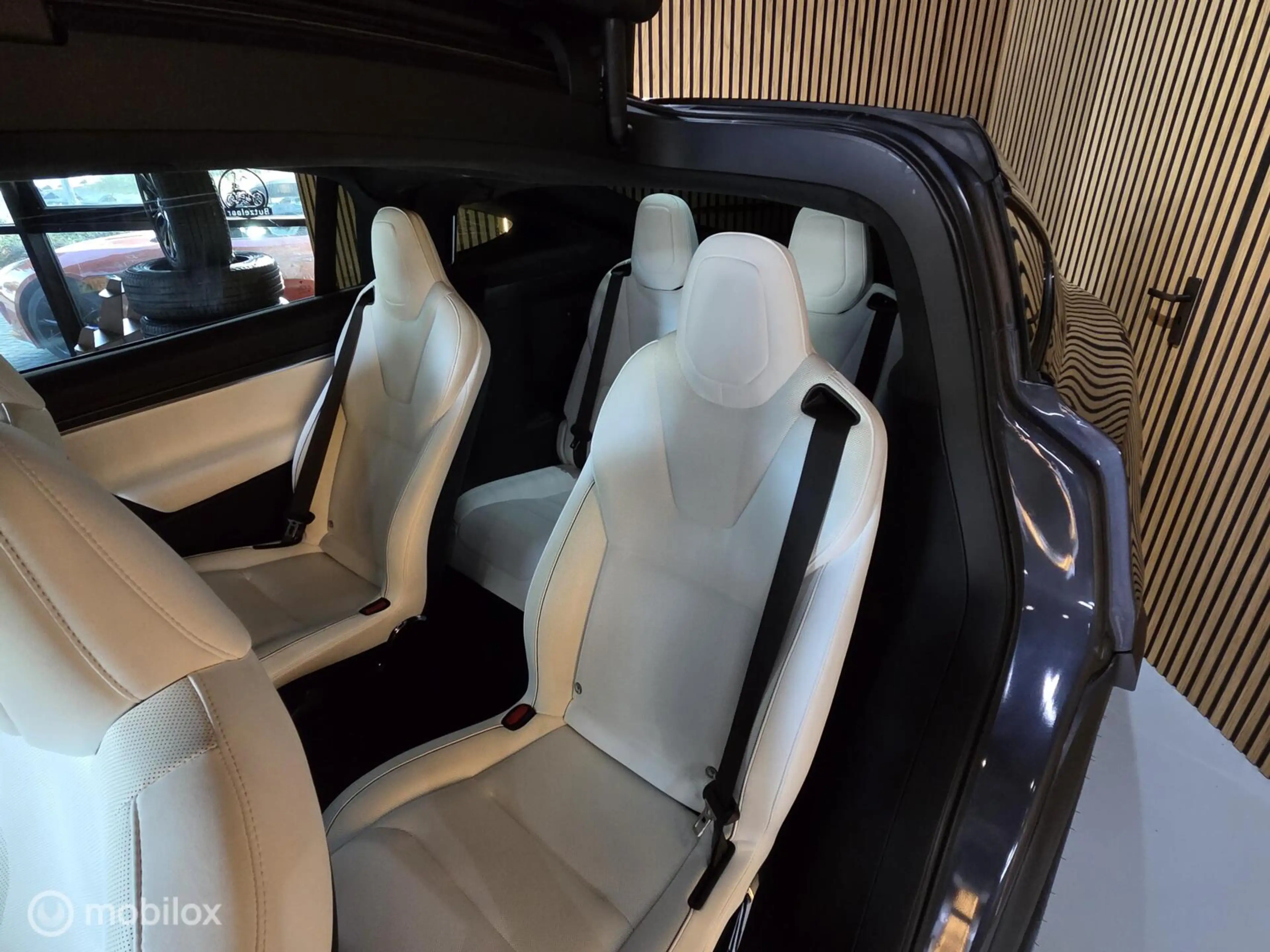Tesla Model X Plaid 1020PK Long Range 6p. BTW | Full option! — photo 11
