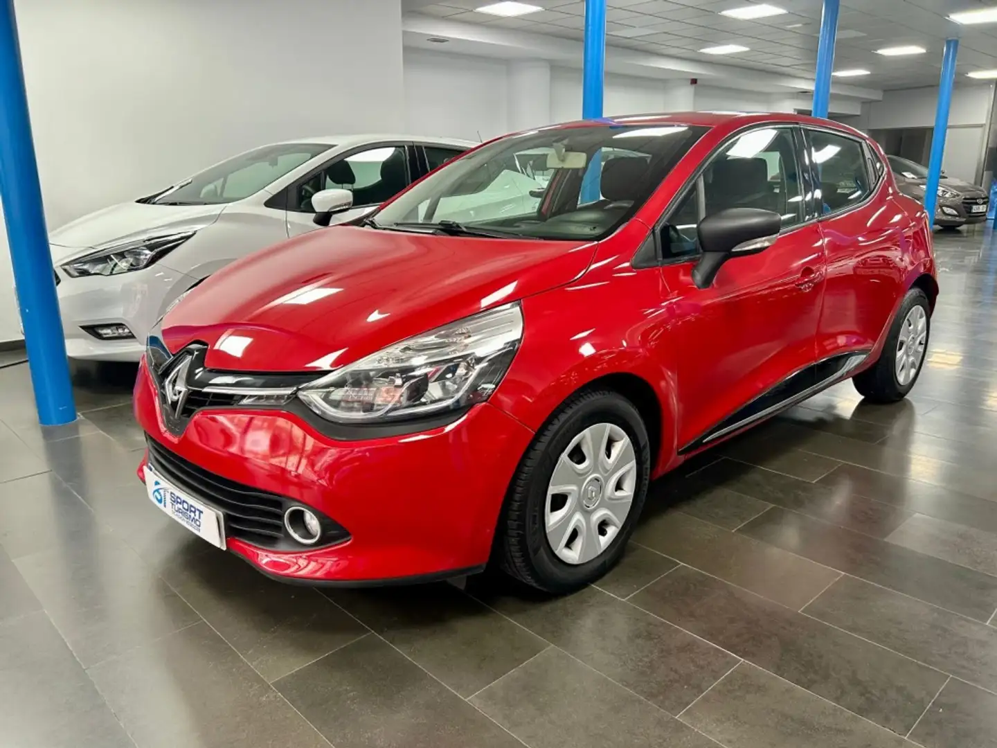 Renault Clio 1.2 Expression Rojo - 1