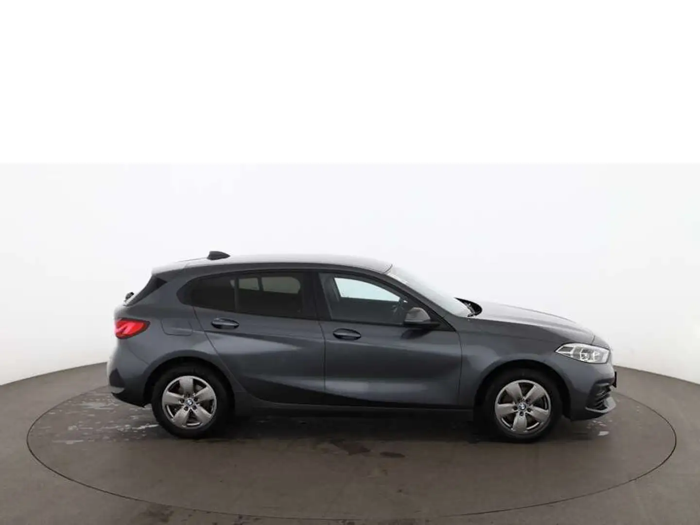 BMW 116 d Advantage LED NAVI ASSIST TEMPOMAT R-CAM PDC Grau - 2