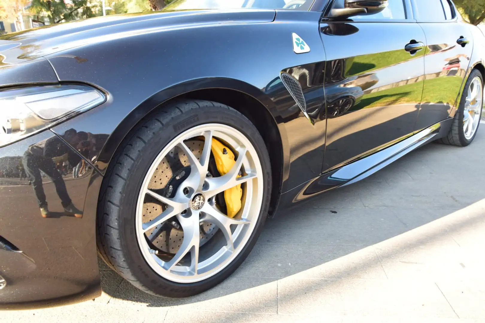 Alfa Romeo Giulia Giulia 2.9 t V6 Quadrifoglio 510cv FRENI CARBOCERAMICI CERCHI MAGNESIO Nero - 1