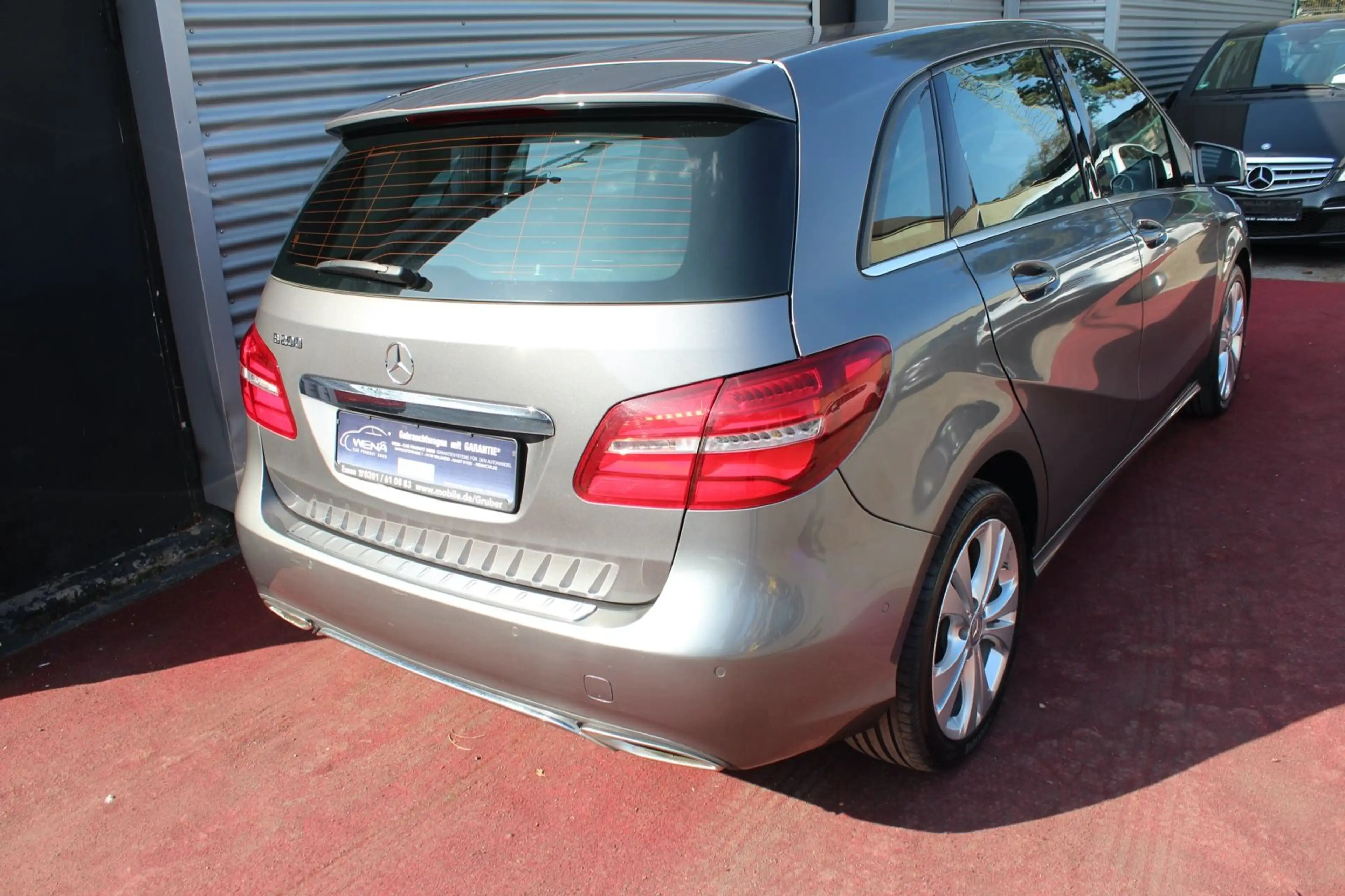 Mercedes-Benz B 200 URBAN BUSINESS NAVI KLIMA PDC LED 2.Hd — photo 14