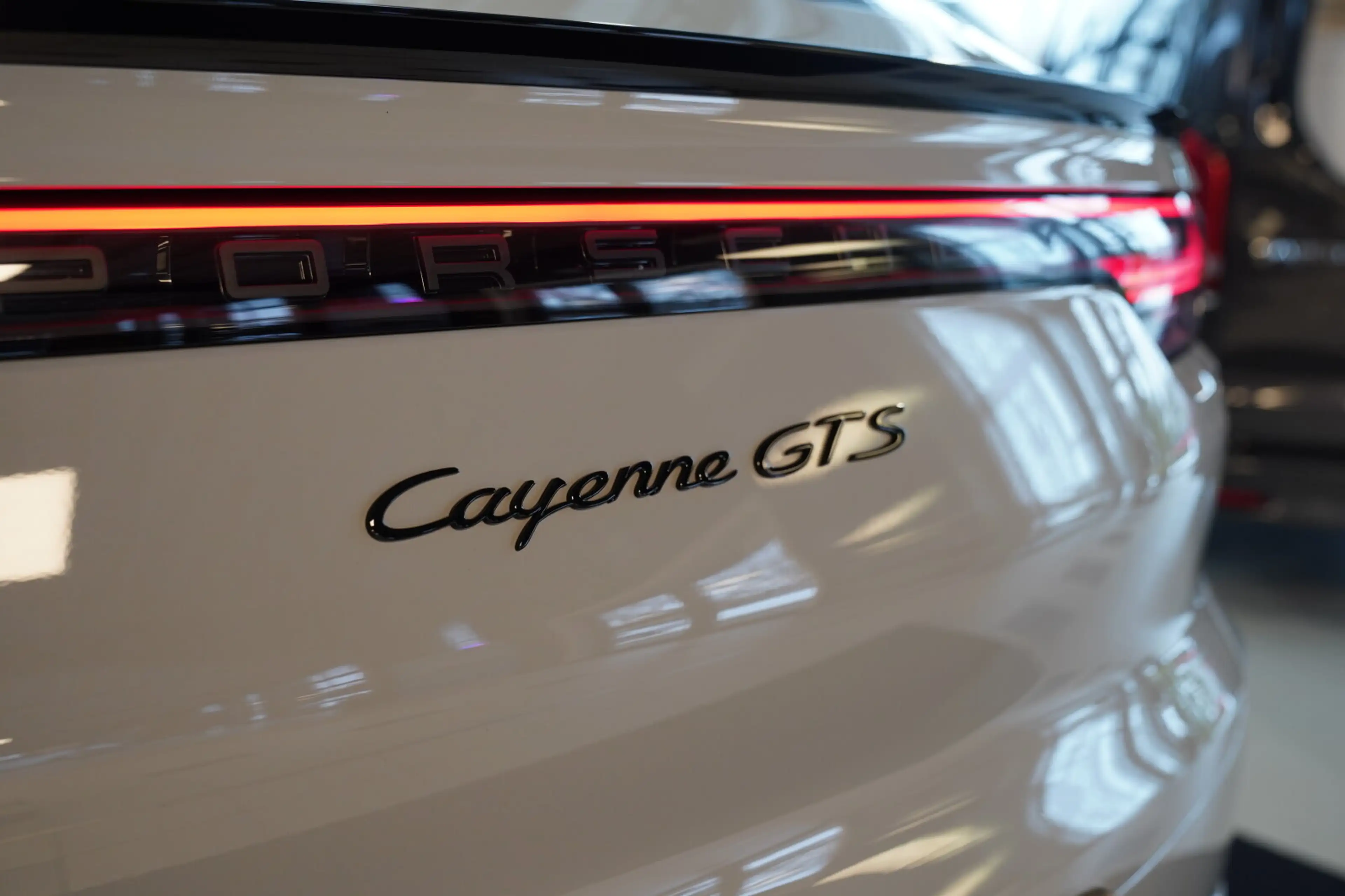 Porsche Cayenne Cayenne Coupe GTS kreide Sport Classic Pano AHK — photo 5