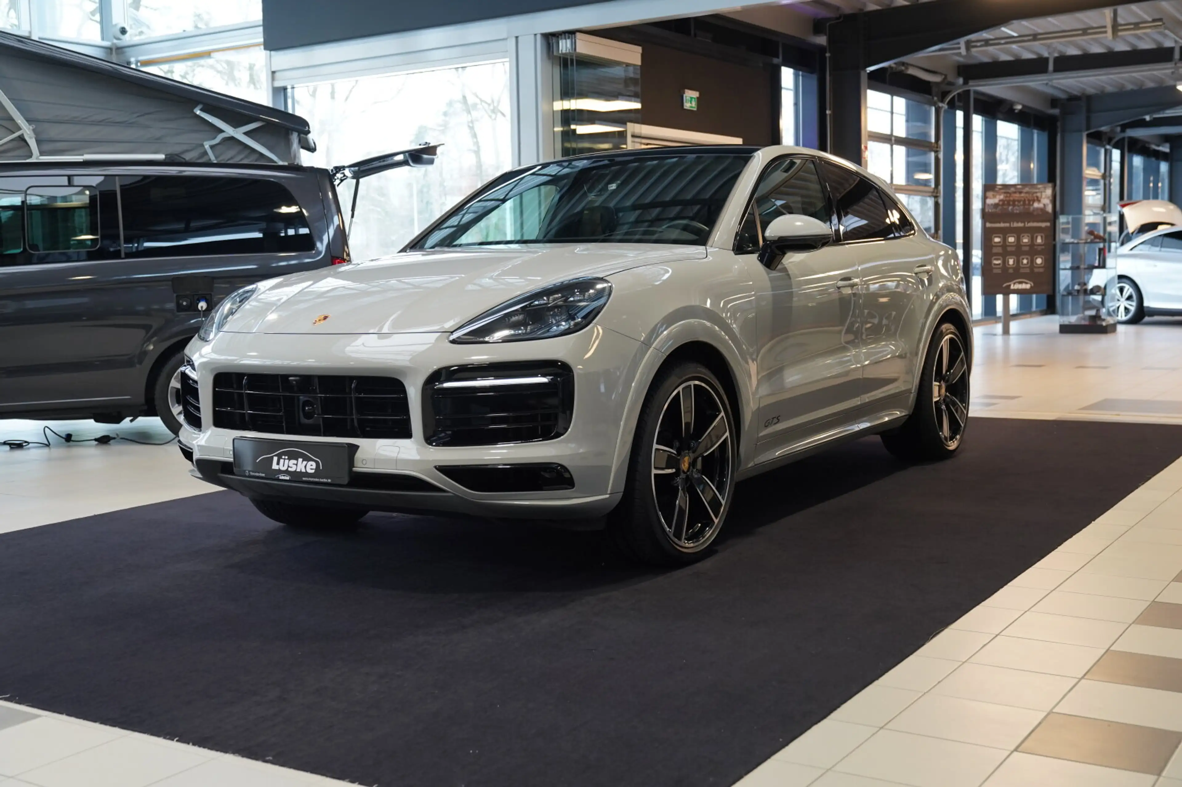 Porsche Cayenne Cayenne Coupe GTS kreide Sport Classic Pano AHK — photo 6