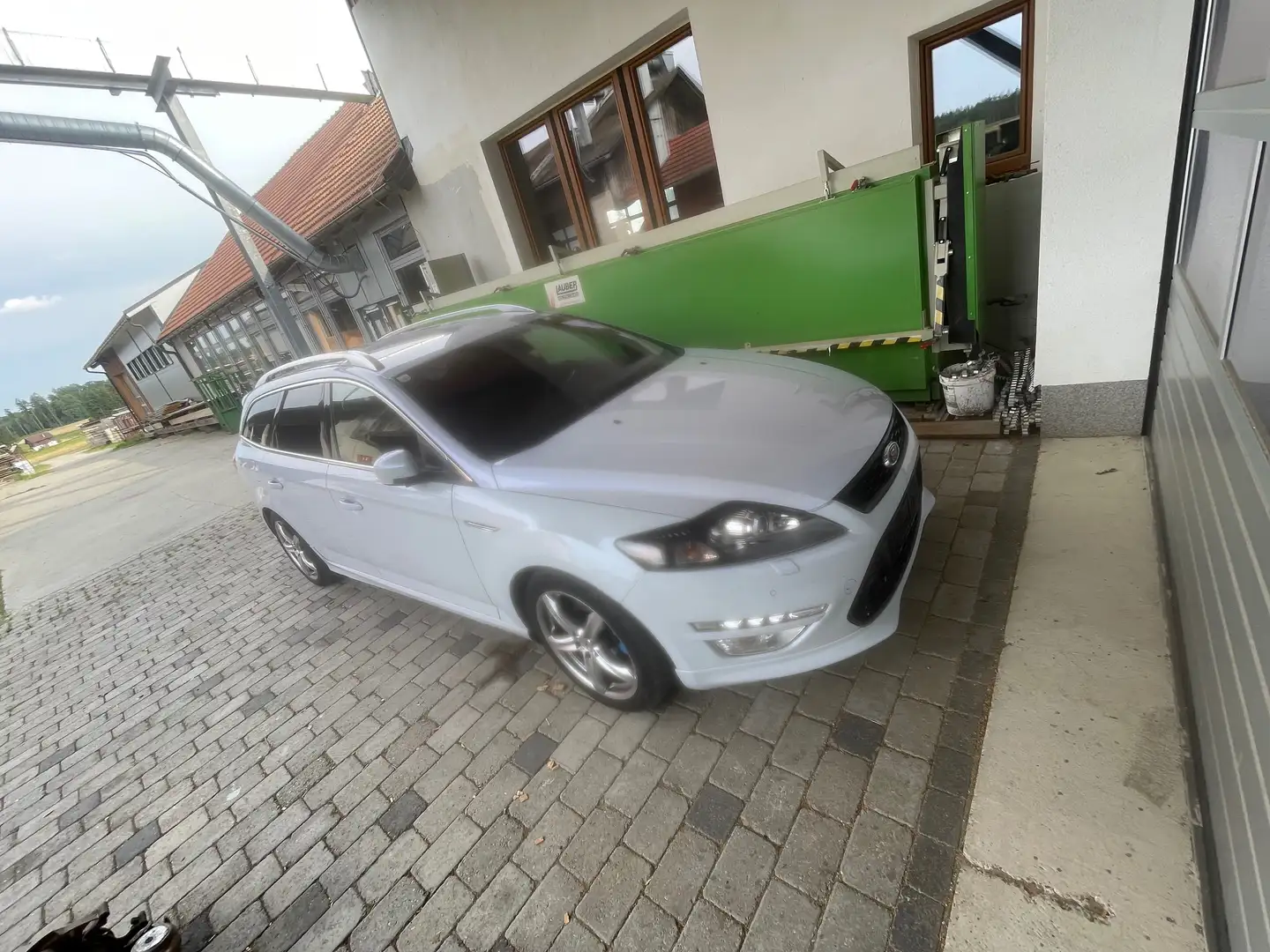 Ford Mondeo Mondeo Traveller Titanium S 2,2 TDCi Weiß - 2