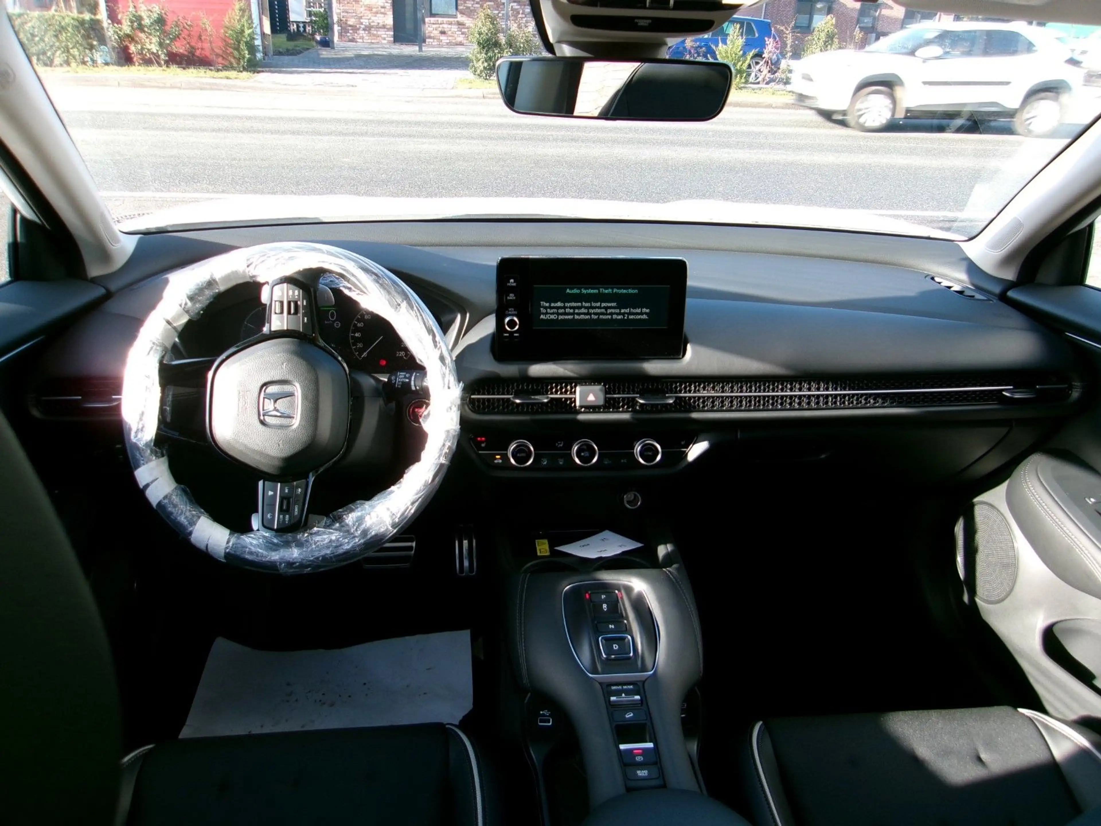 Honda ZR-V e:HEV Sport — photo 7