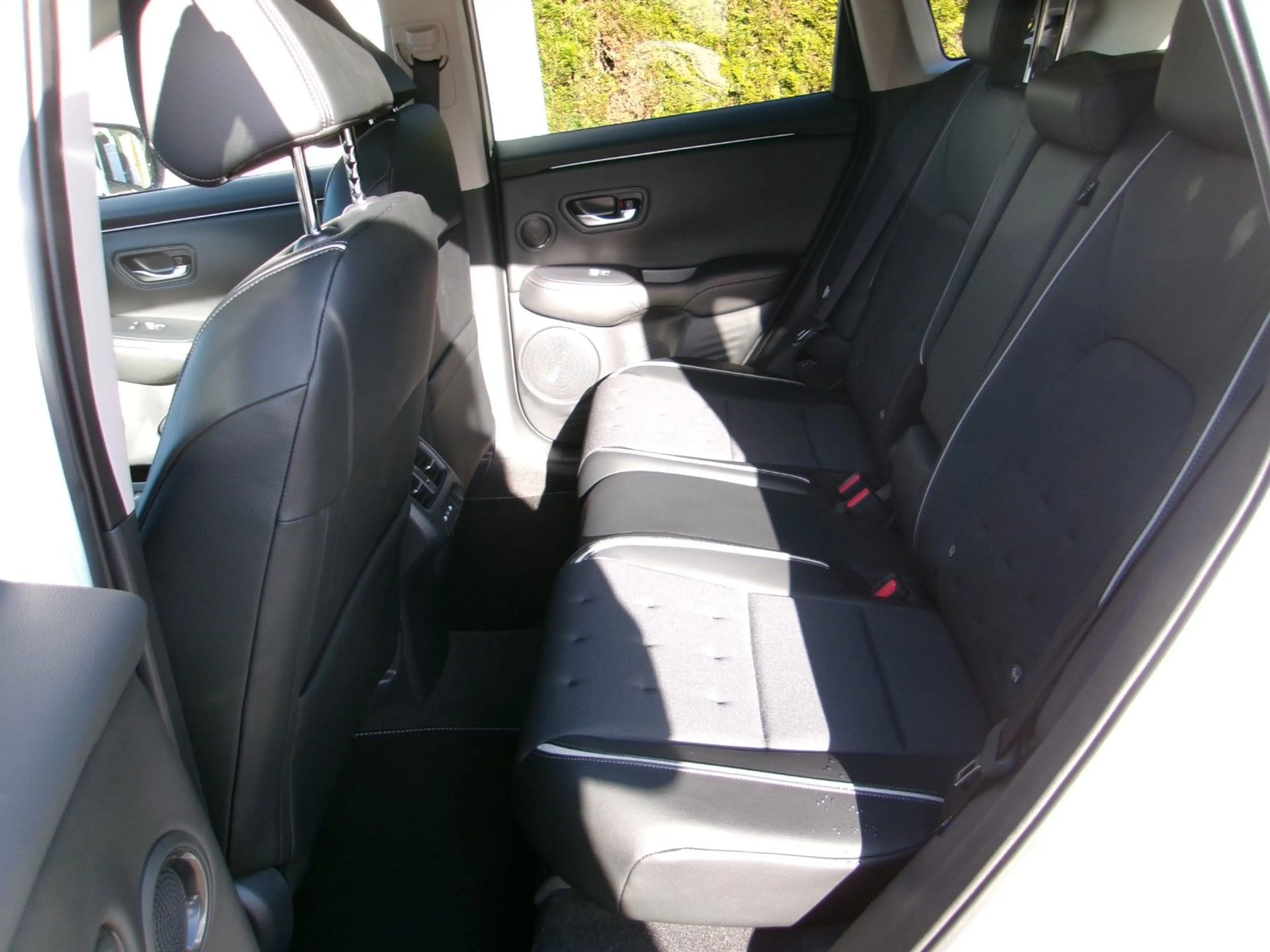 Honda ZR-V e:HEV Sport — photo 5