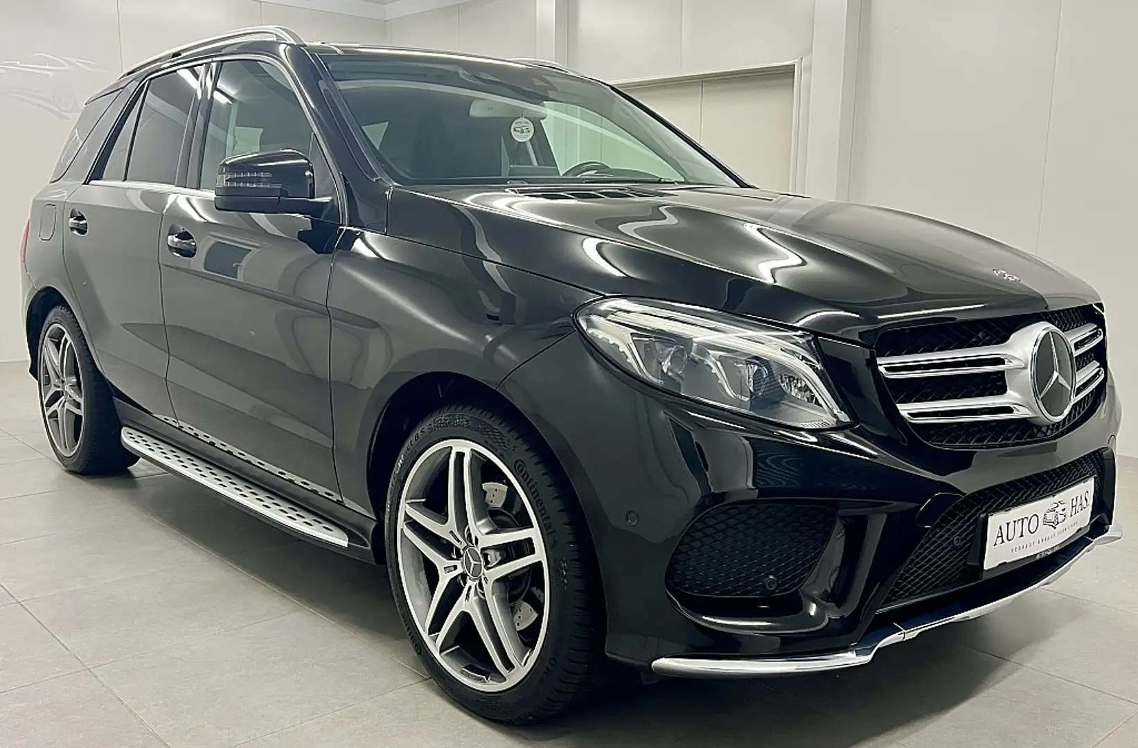 Mercedes-Benz GLE 350 d 4Matic Aut. Schwarz - 2