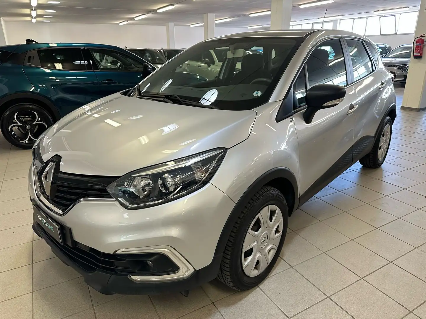 Renault Captur dCi 8V 90 CV Life Argento - 2