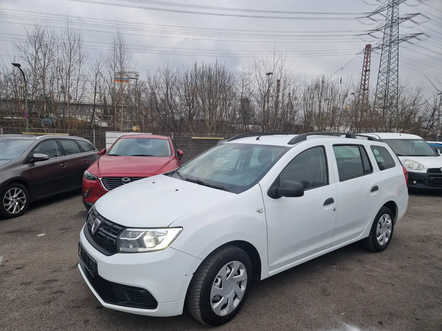 Dacia Logan Essentiel Weiß - 2