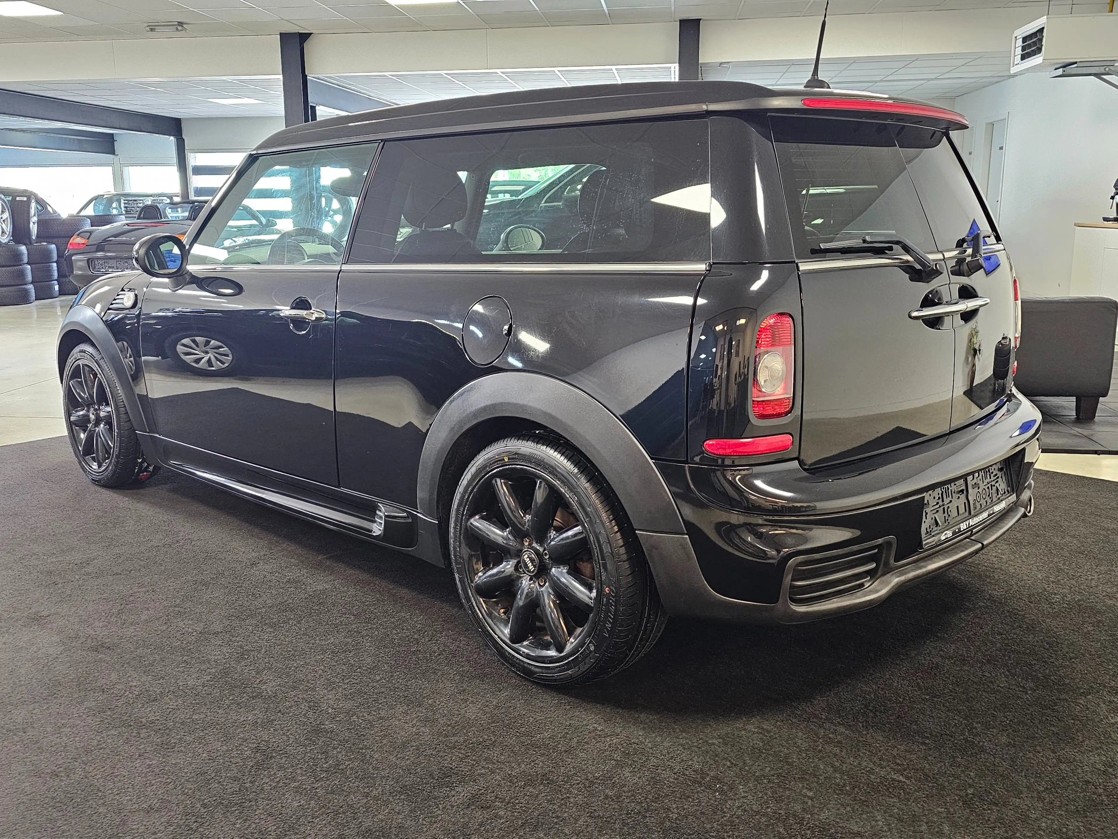 MINI Cooper D Clubman 1.6 DPF Start/Stop - Leder - Airconditioning — photo 3