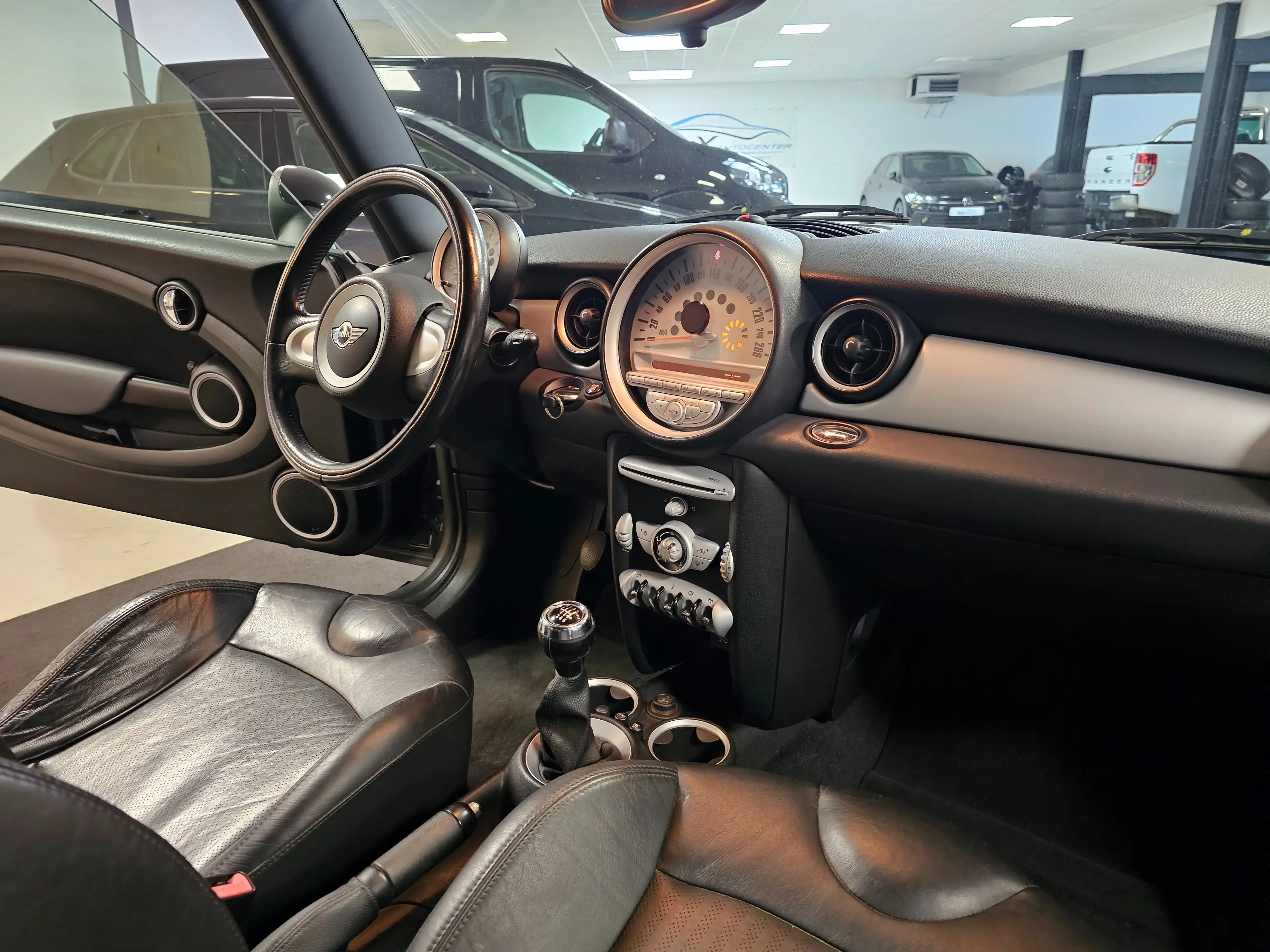 MINI Cooper D Clubman 1.6 DPF Start/Stop - Leder - Airconditioning — photo 11