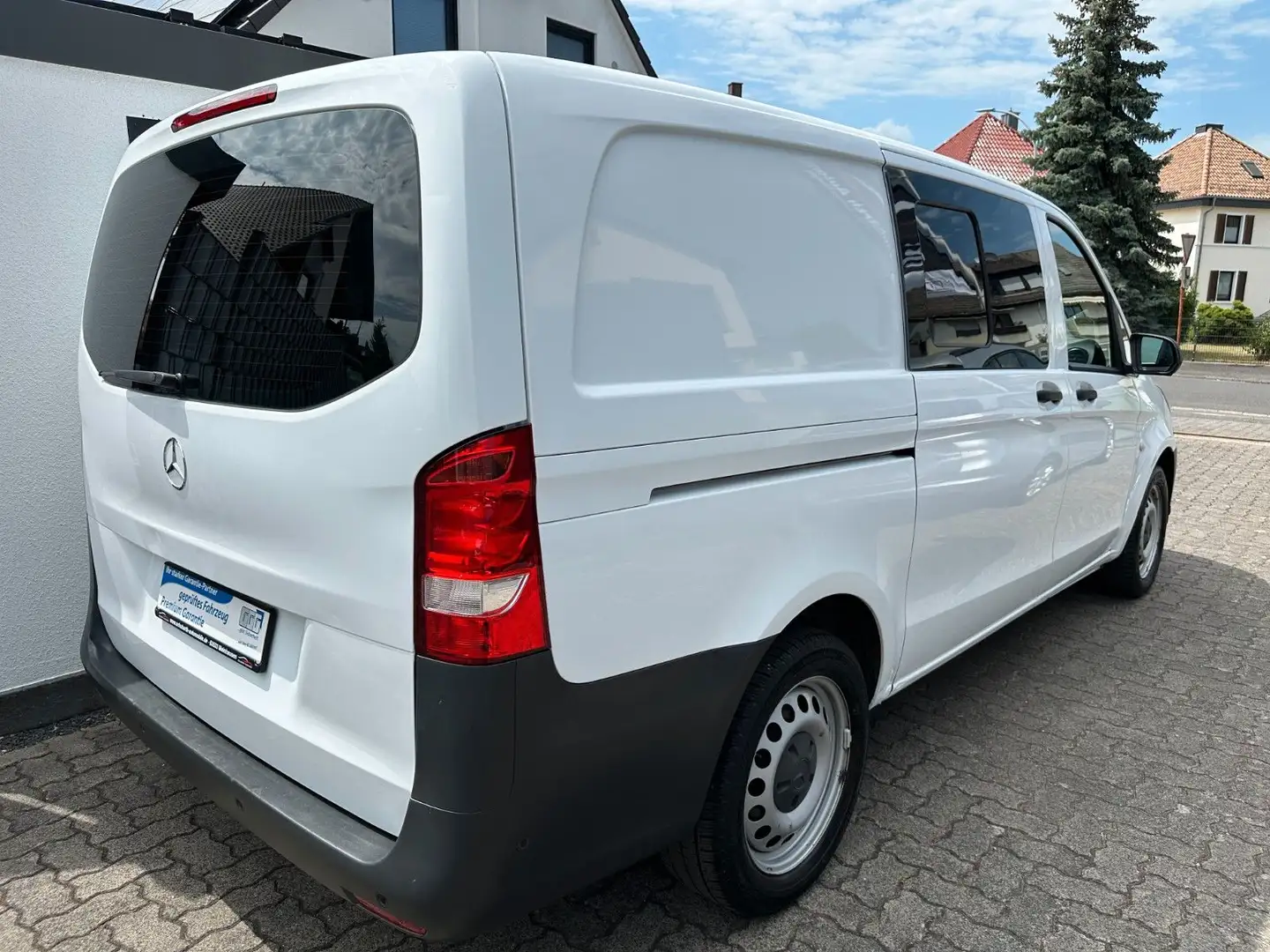 Mercedes-Benz Vito 4MATIC ALLRAD lang Automatik Navi PDC Camper Wit - 2