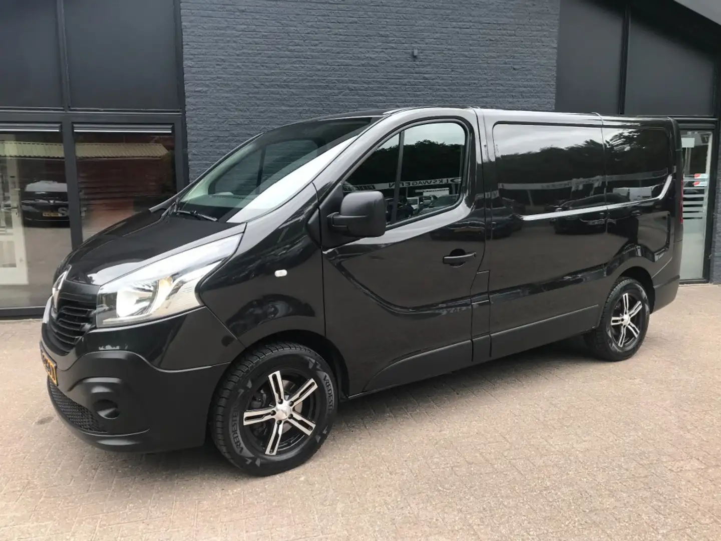 Renault Trafic 1.6 dCi T27 L1H1 **Trekhaak/airco** Nero - 2