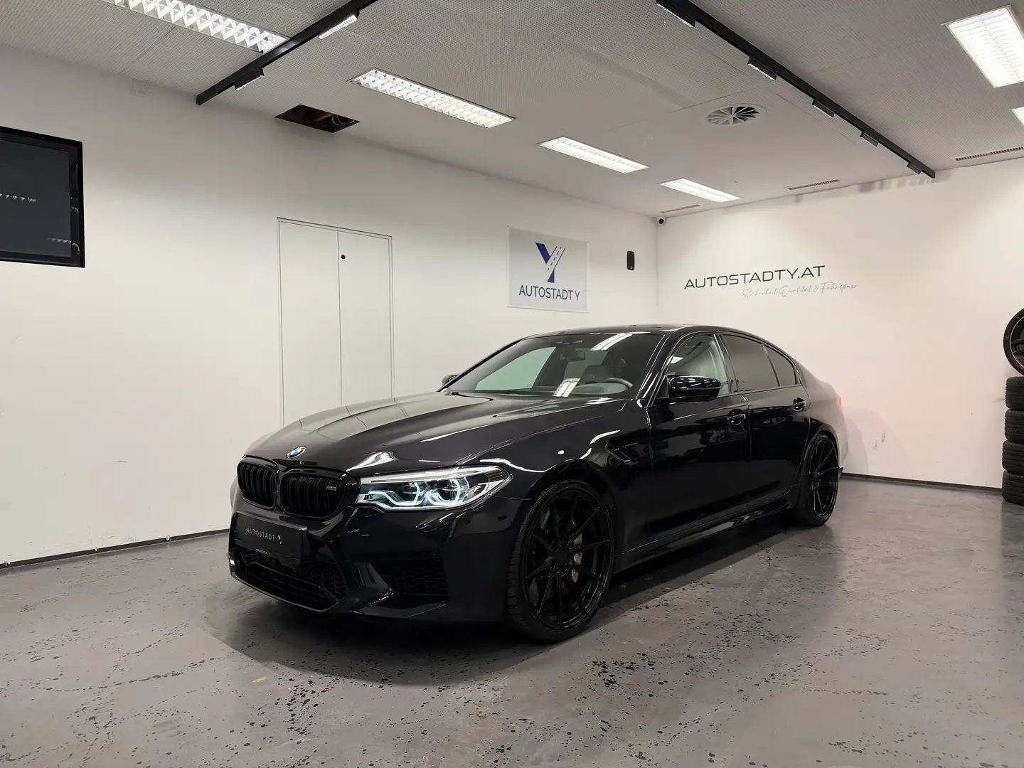 BMW M5 Competition NP 197.694 € *M-Carbon-Keramik* Schwarz - 1
