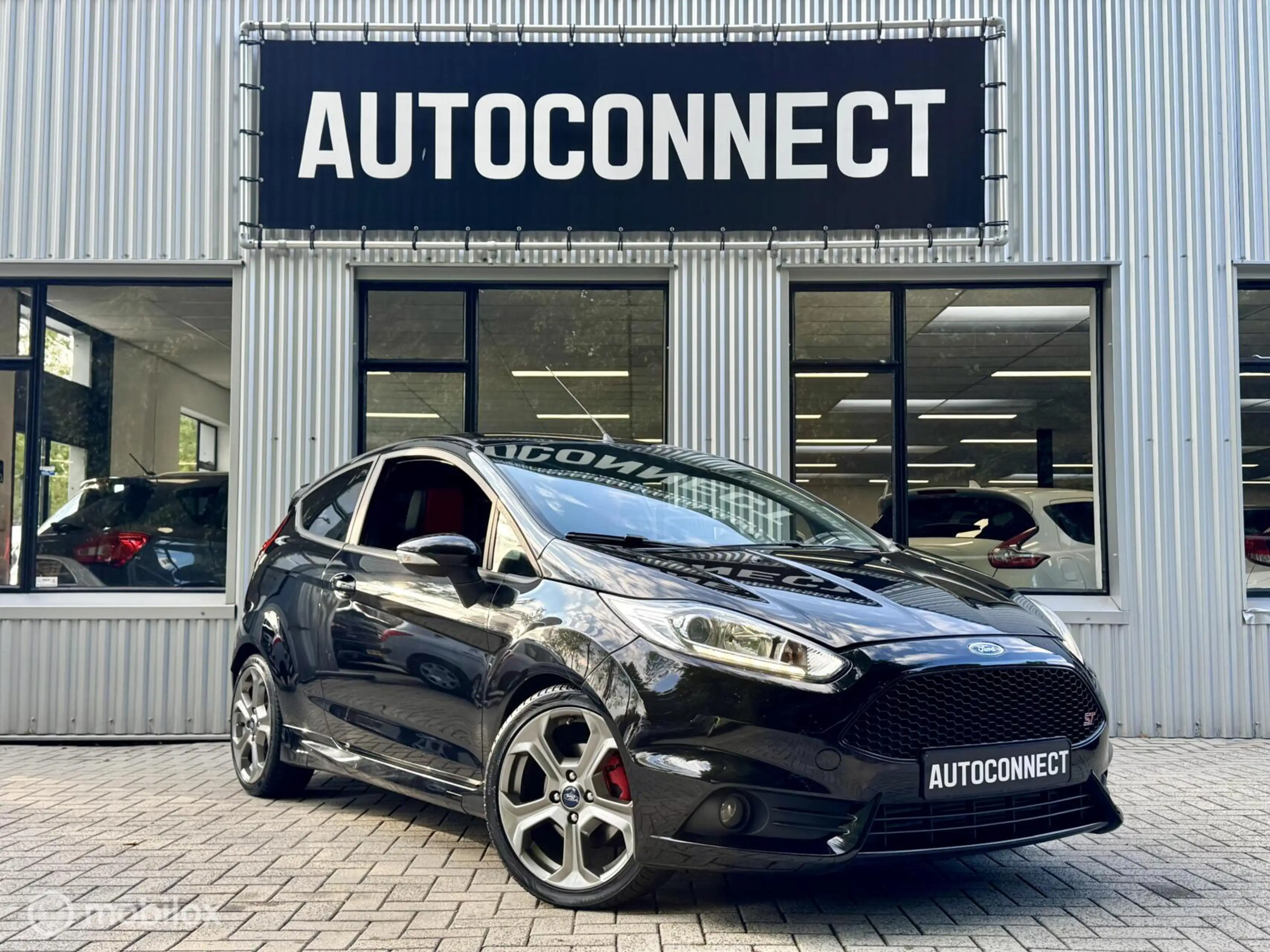 Ford Fiesta 1.6 NAVI, CAMERA, HALF/LEDER — photo 2