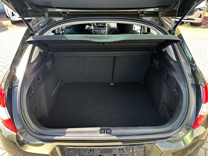 Citroen C4 Selection VTI120 — photo 15