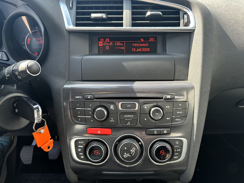 Citroen C4 Selection VTI120 — photo 10