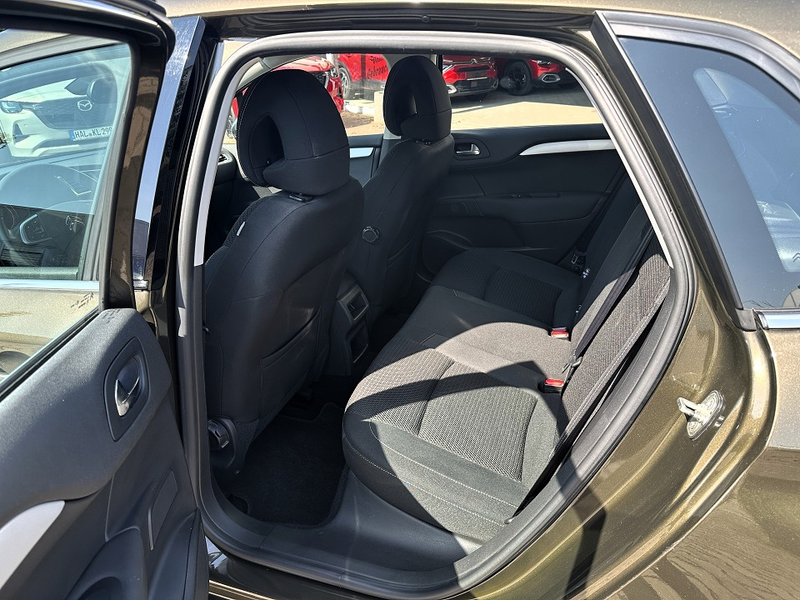 Citroen C4 Selection VTI120 — photo 14