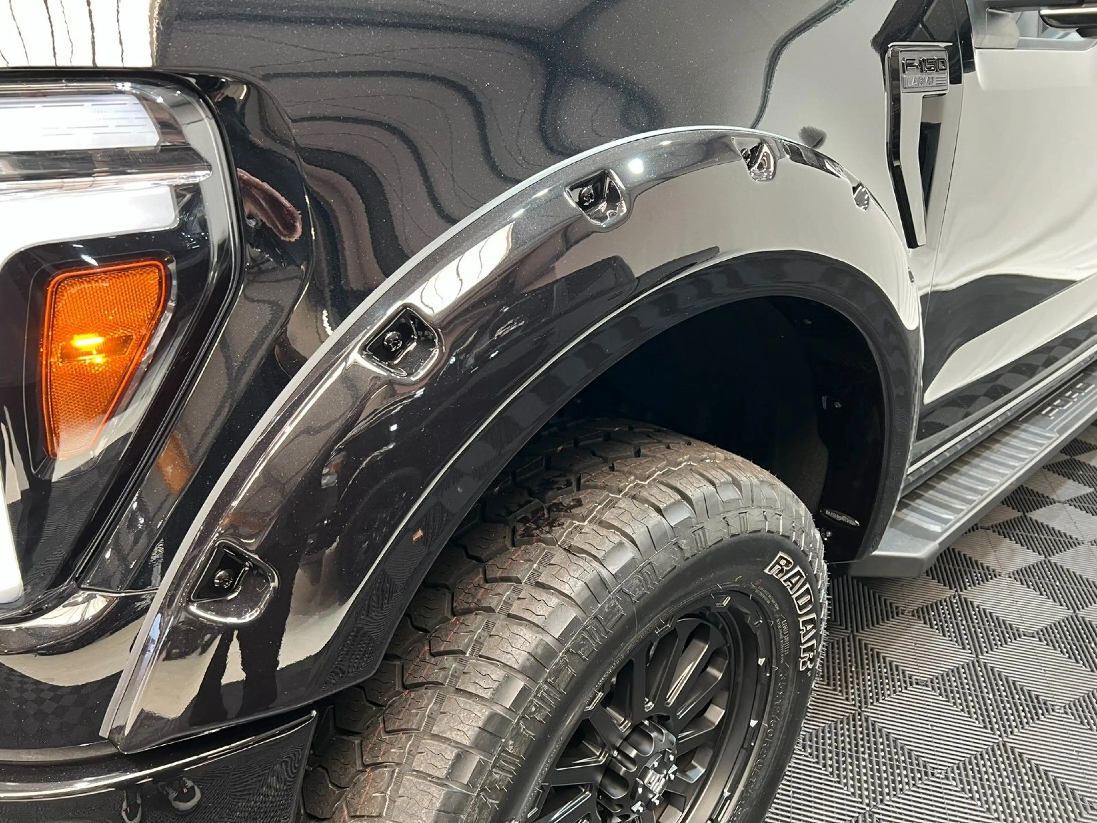 Ford F 150 F-150 Lariat 5.0L V8 5,5" MY25 * RTR UMBAU* — photo 4