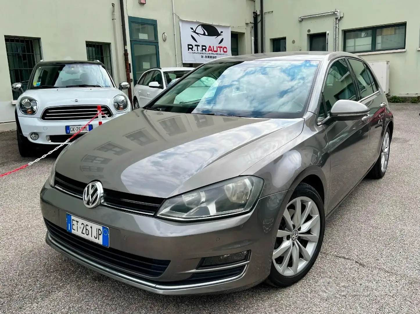 Volkswagen Golf 1.4 TSI BlueMotion Technology DSG Highline - 2