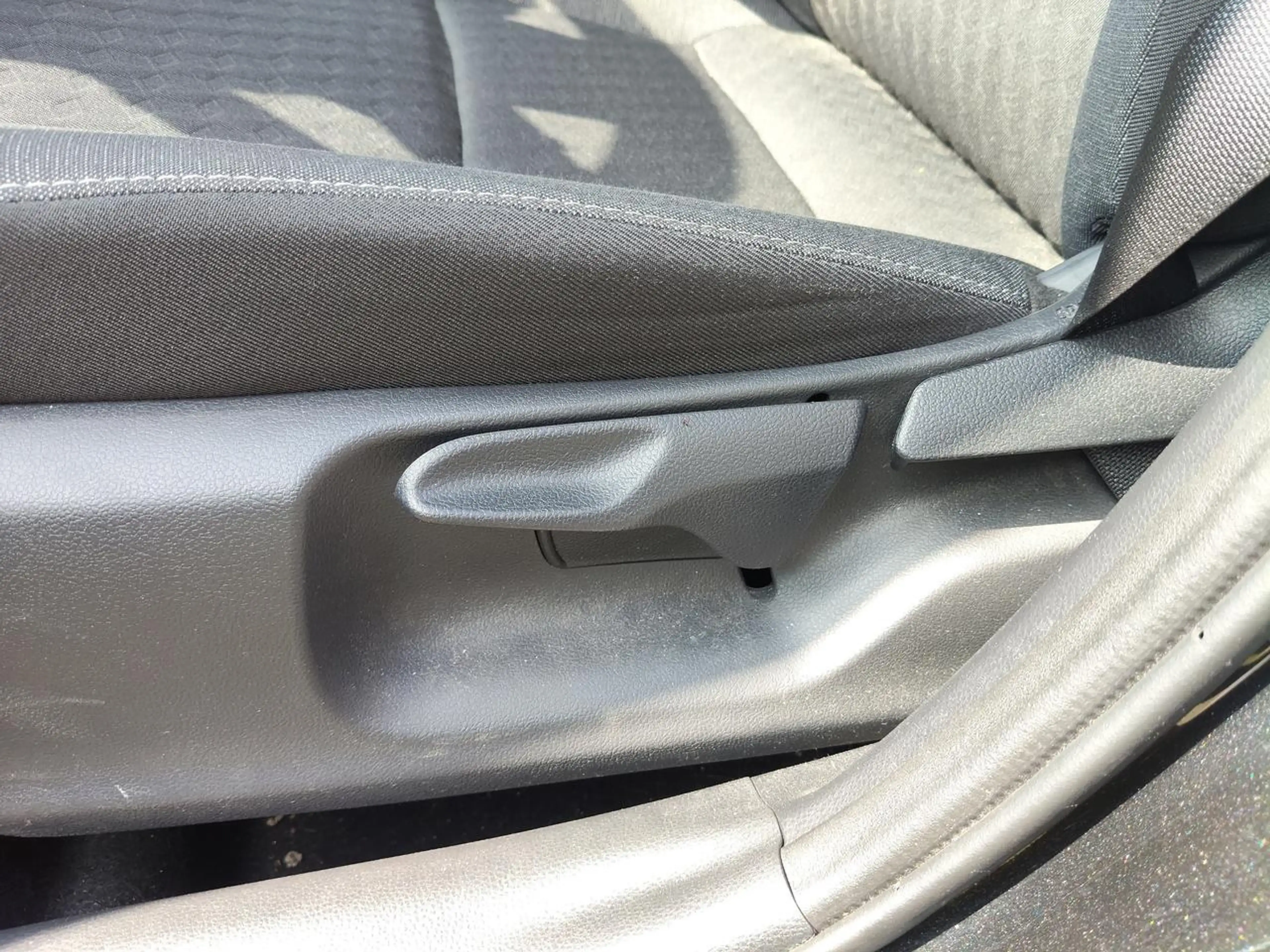 Toyota Yaris 1.5 Hybrid Dynamic,Cruise,Airco,Navi via App — photo 11