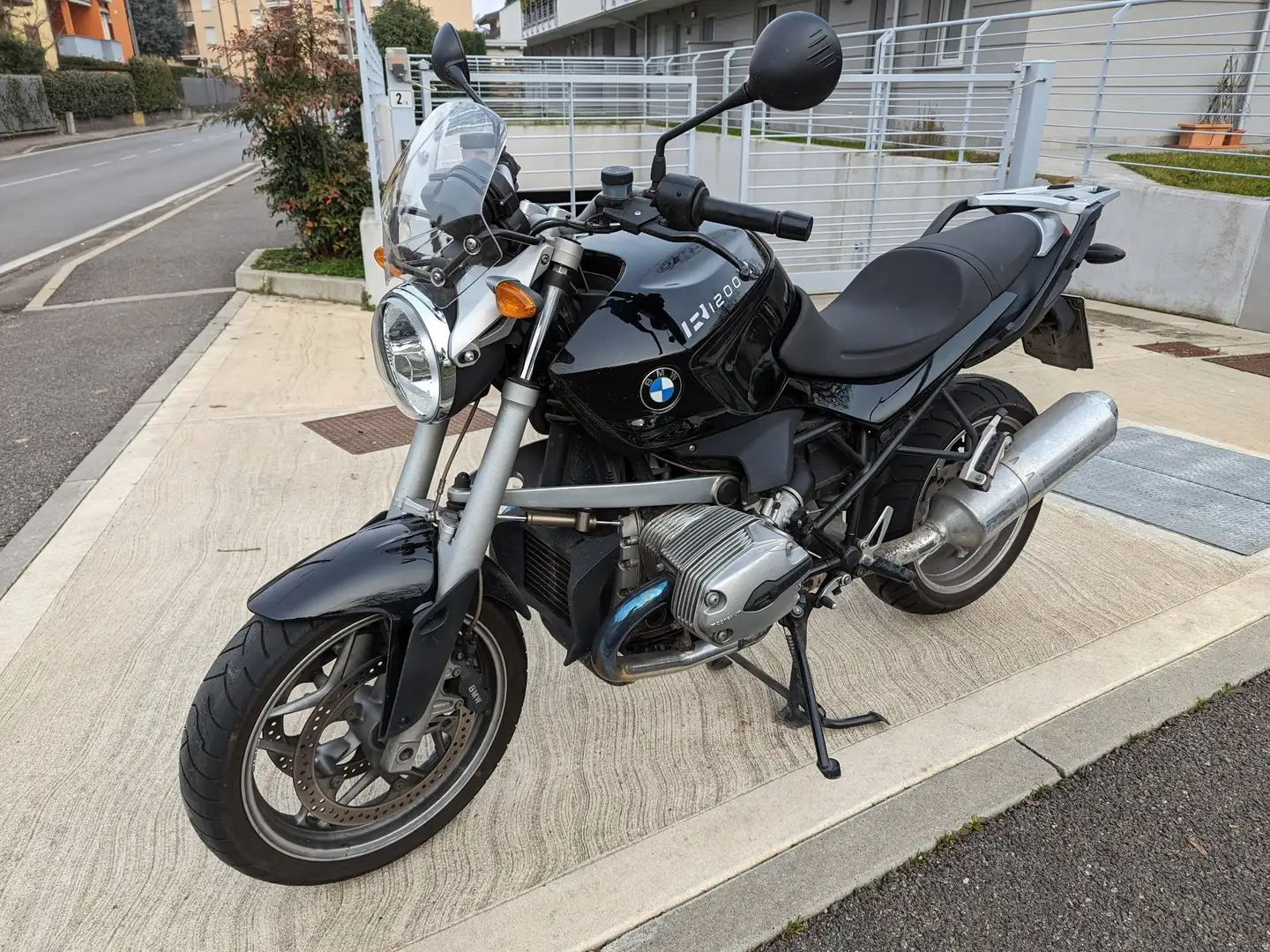 BMW R 1200 R Fekete - 1