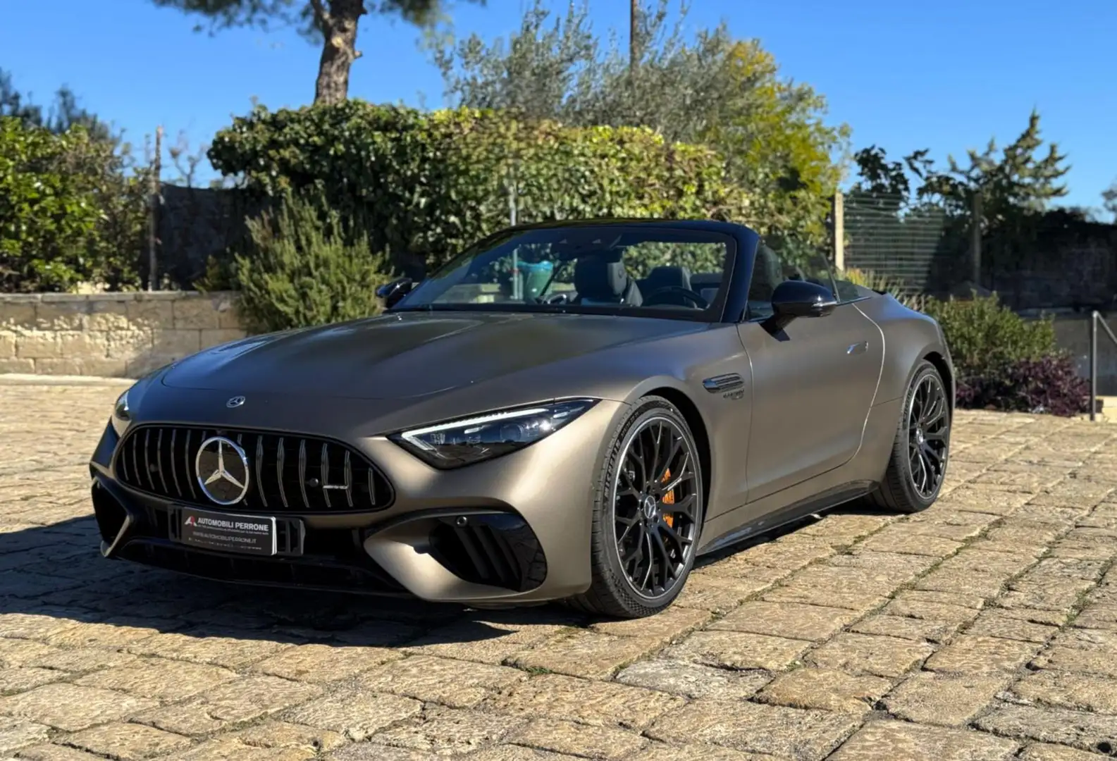 Mercedes-Benz SL 63 AMG 4Matic+ Premium Plus - 1