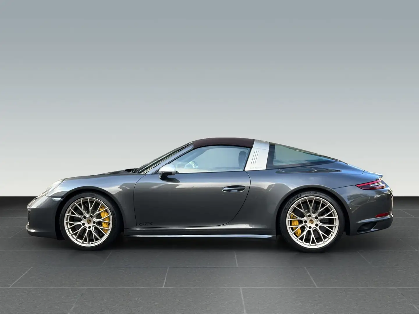 Porsche 991 -2 (911) Targa 4 GTS Exclusive Sylt Edition, Grau - 2