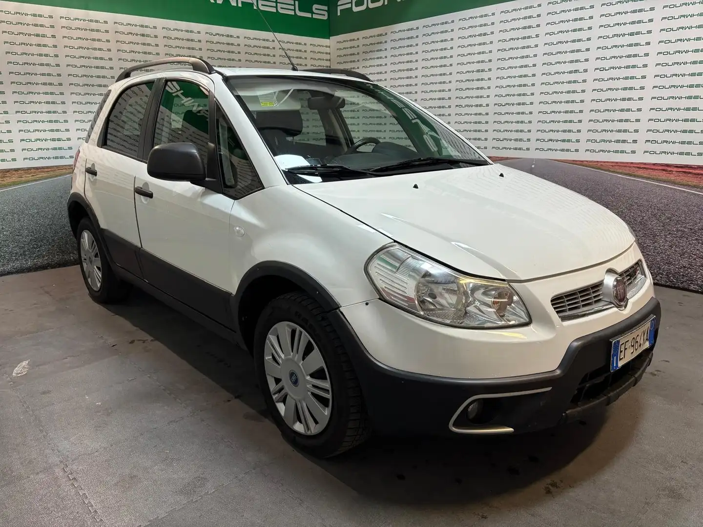 Fiat Sedici Sedici 2.0 mjt Emotion 4x4 135cv Weiß - 2