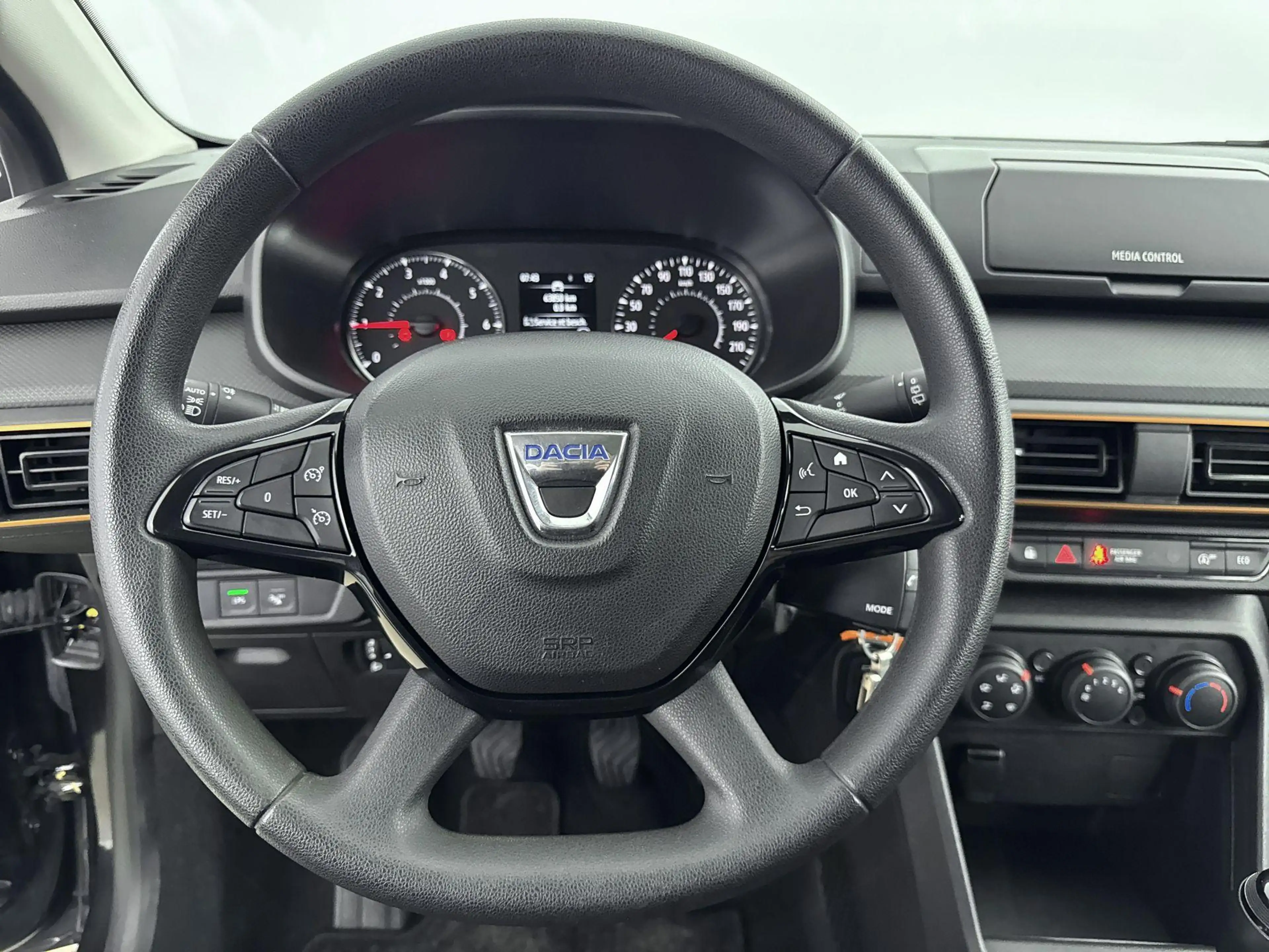 Dacia Sandero 1.0 TCe ECO-G Essential 100PK | Trekhaak | Parkeer — photo 13