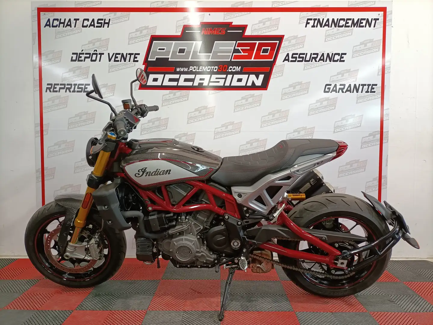 Indian FTR 1200 Noir - 2