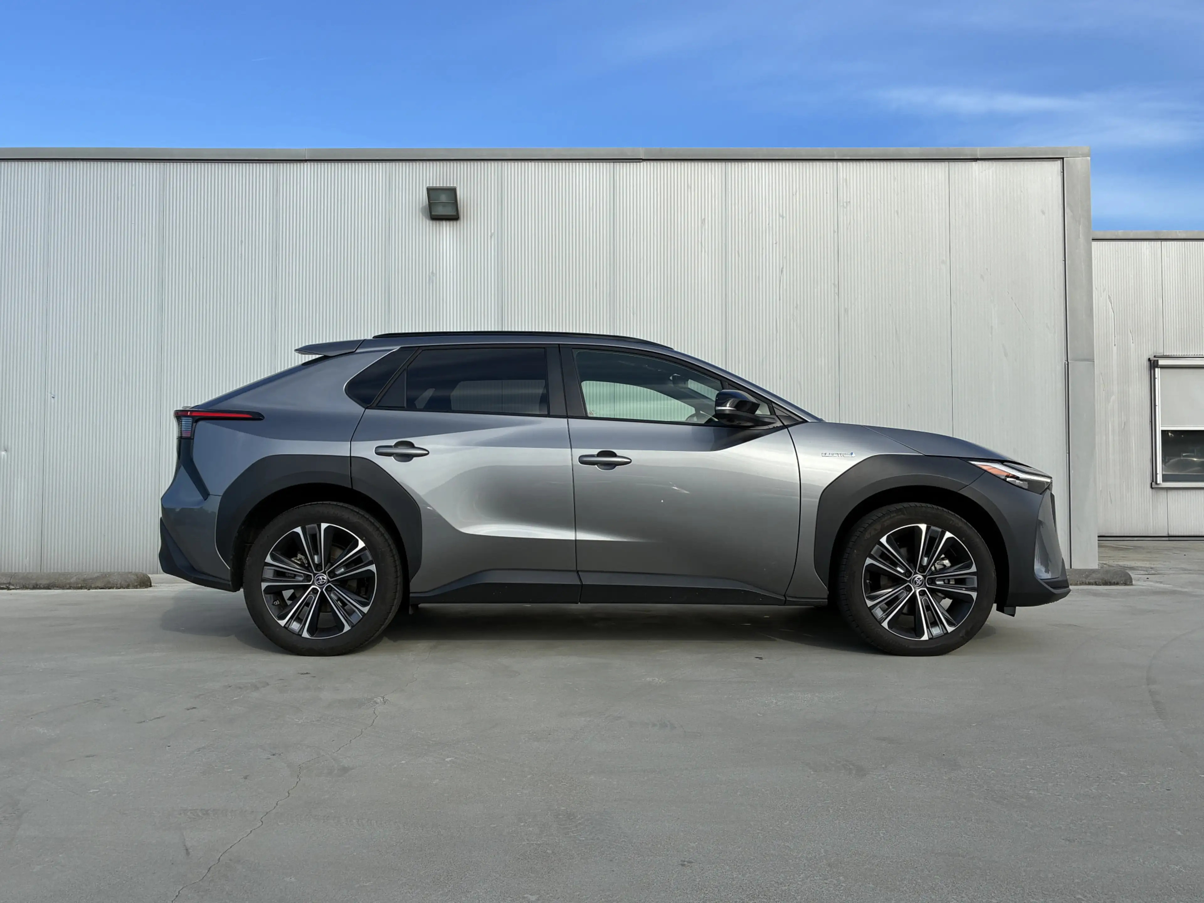 Toyota bZ4X Business Plus 71 kWh — photo 4