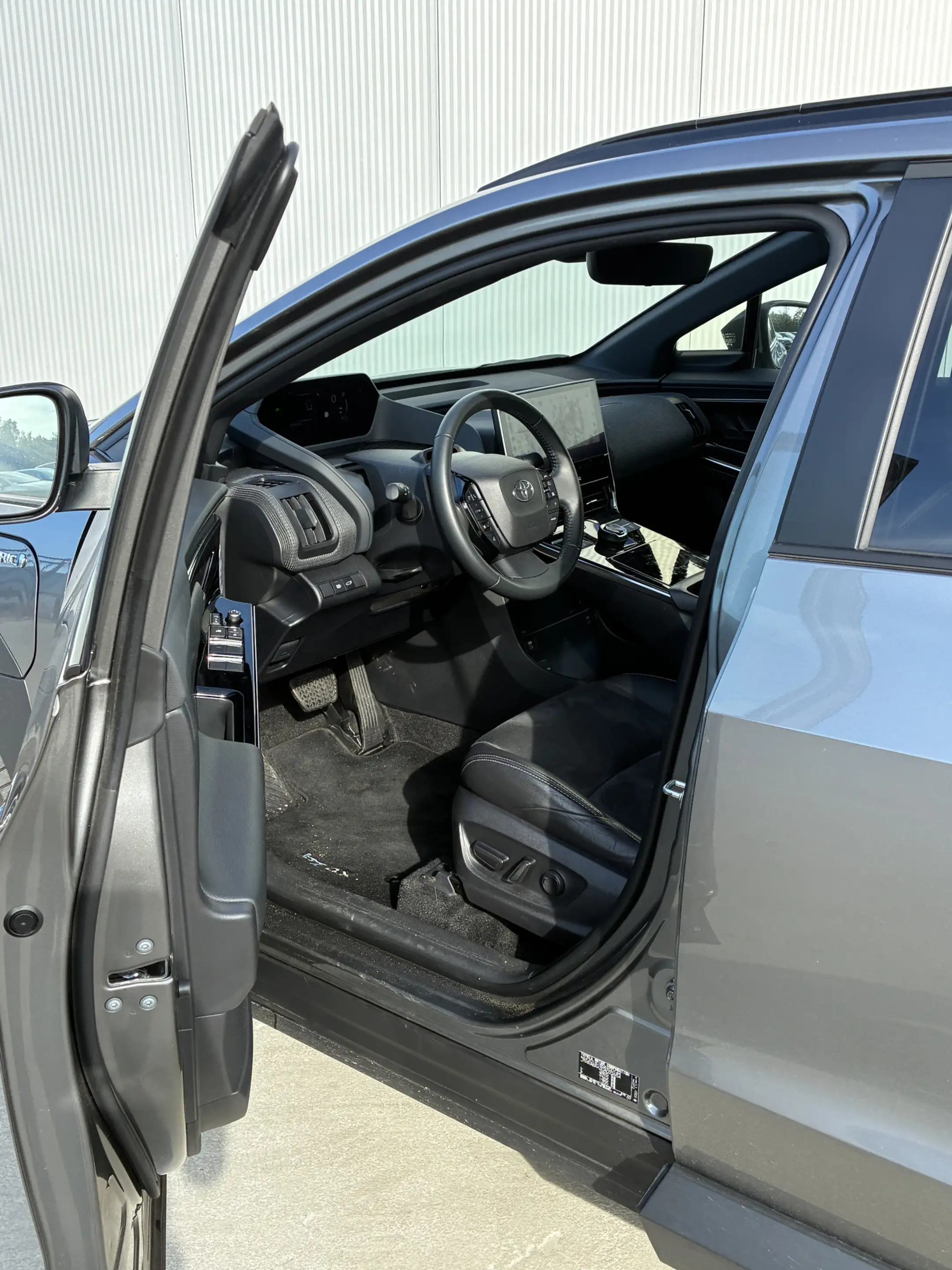 Toyota bZ4X Business Plus 71 kWh — photo 6