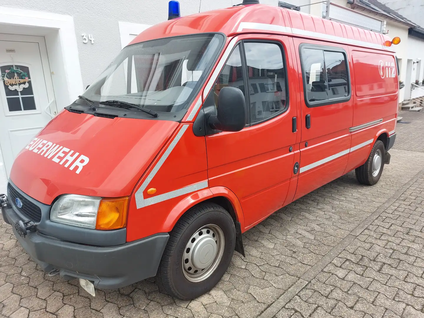 Ford Transit Rood - 1