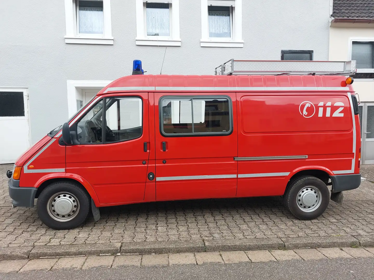 Ford Transit Rood - 2